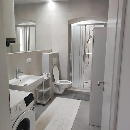 Apartment Loft In The Heart Of *